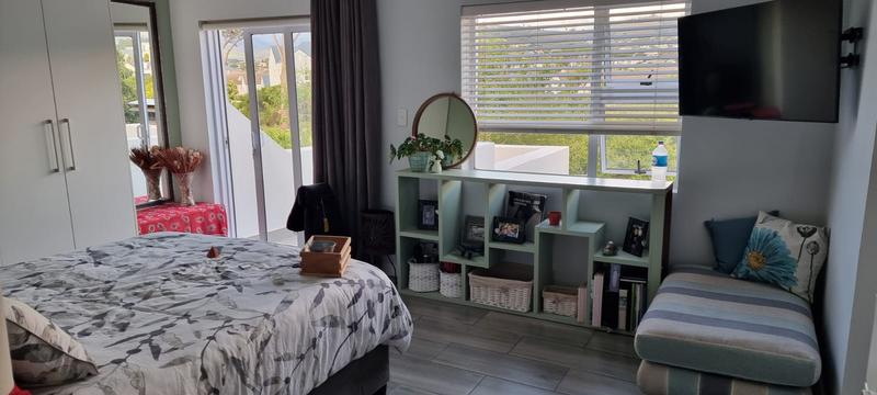 4 Bedroom Property for Sale in Somerset West Western Cape